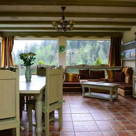 Vila Horia Bradet Săcele Екстериор снимка