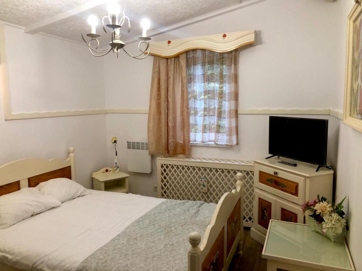 Vila Horia Bradet Săcele Екстериор снимка